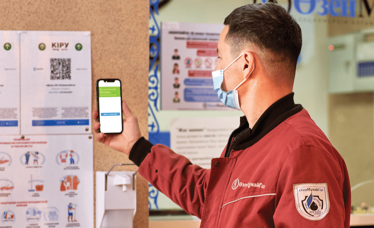 Работа со студентами и молодыми специалистами